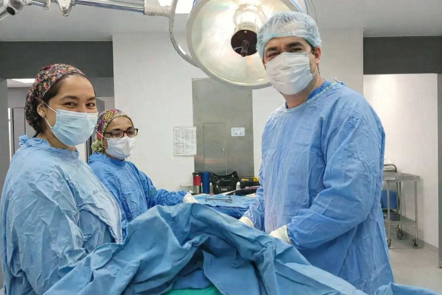 Foto del Dr. Roberto Estrada